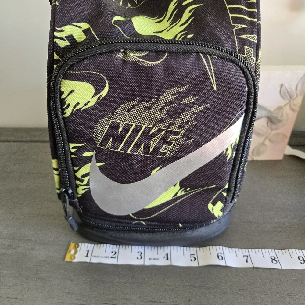 Nike Insulated Lunch Box